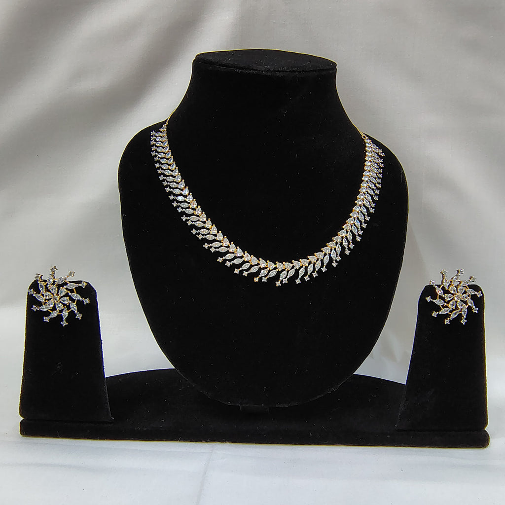 Celestia Marquise Sparkle Set - Gold