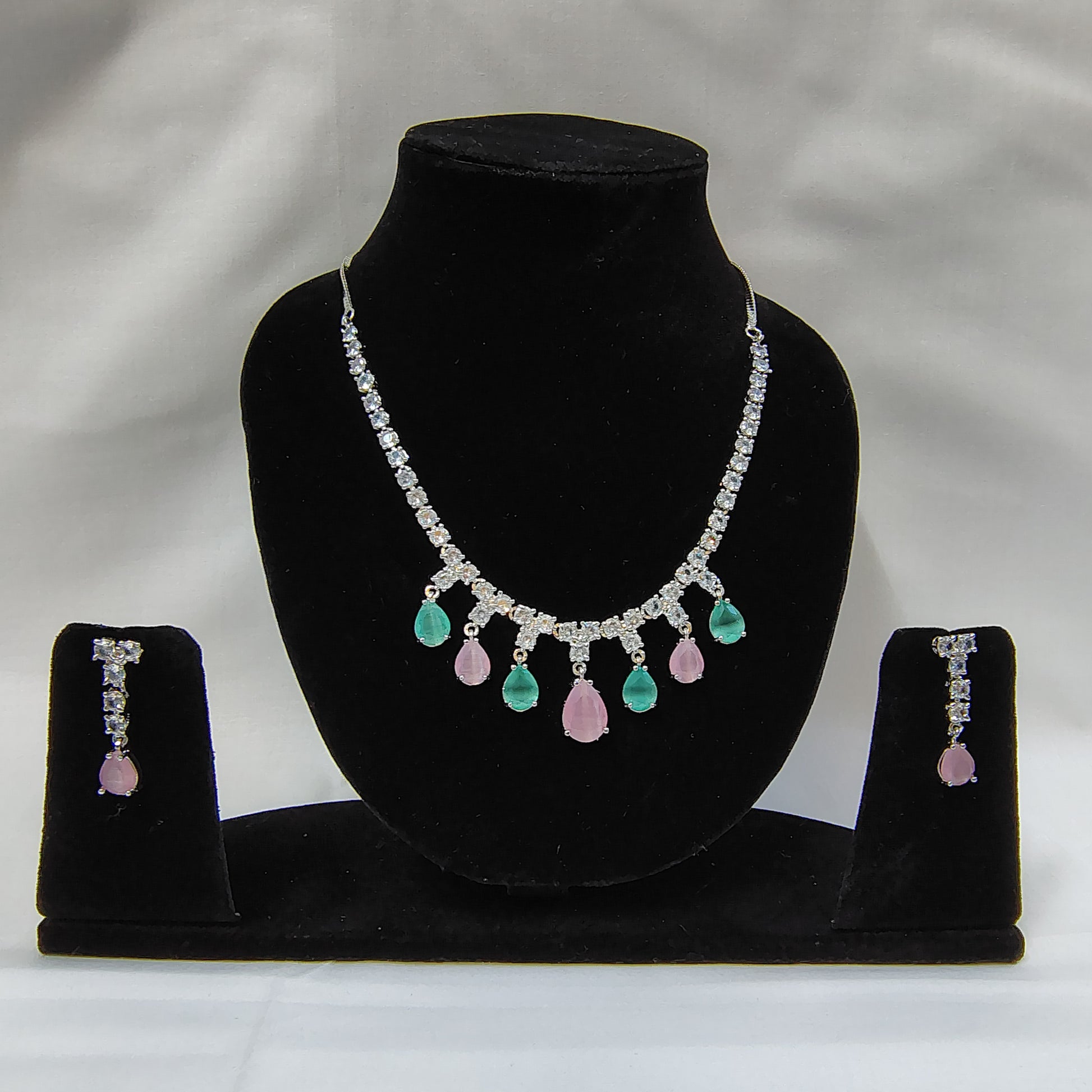 Meadow Bloom Dual-Tone Set