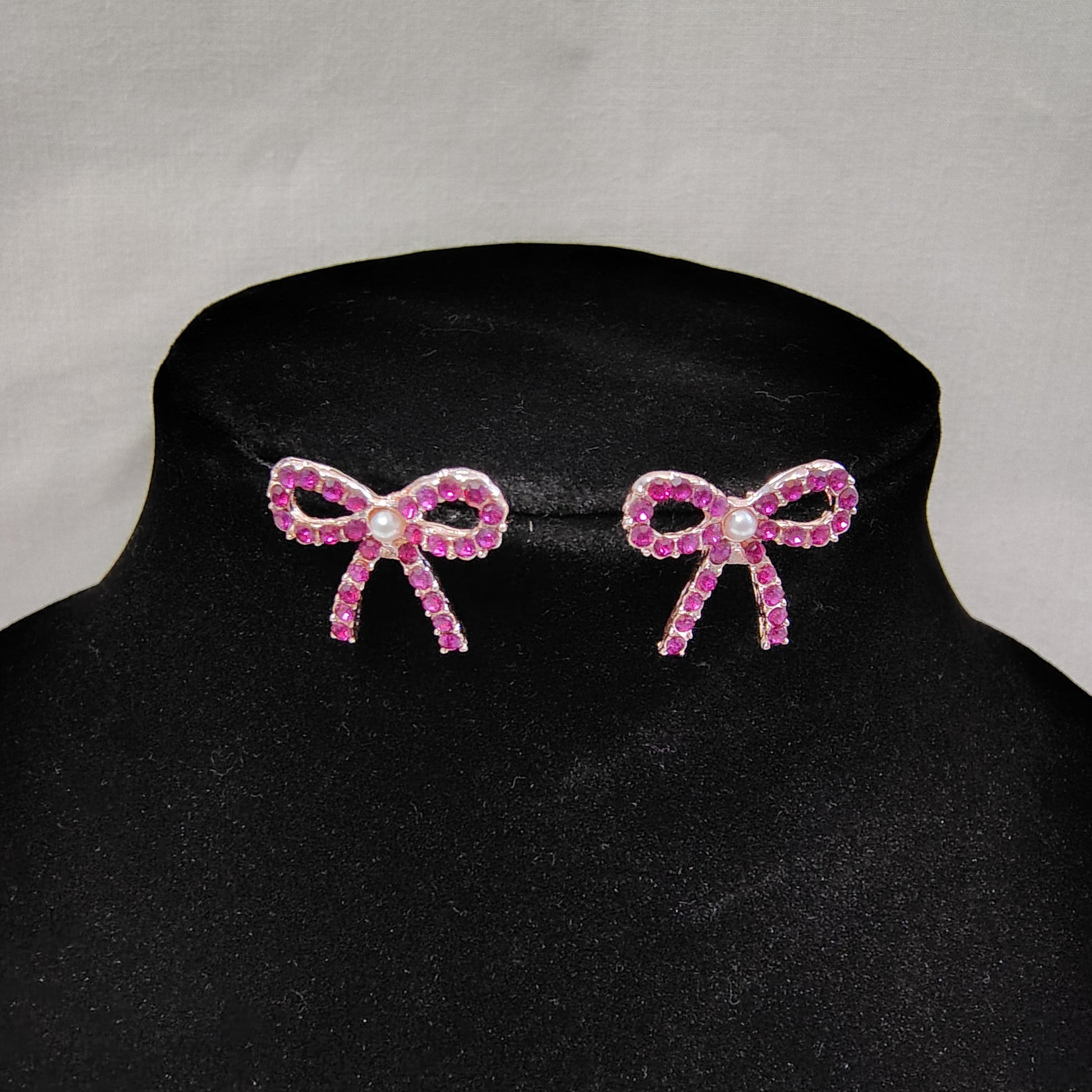 Bow Elegance Studs