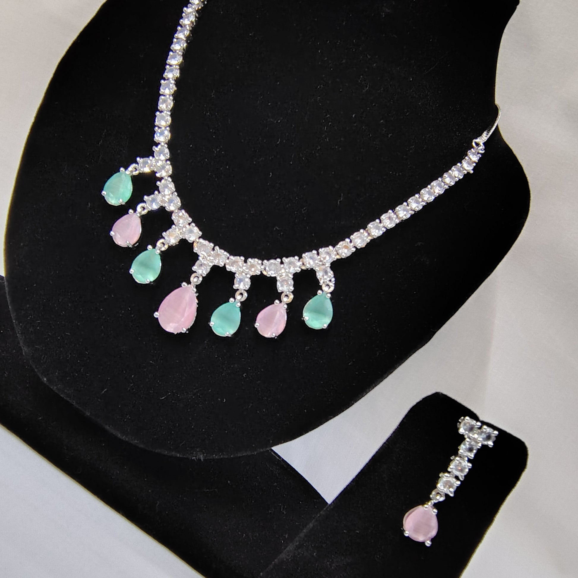 Meadow Bloom Dual-Tone Set