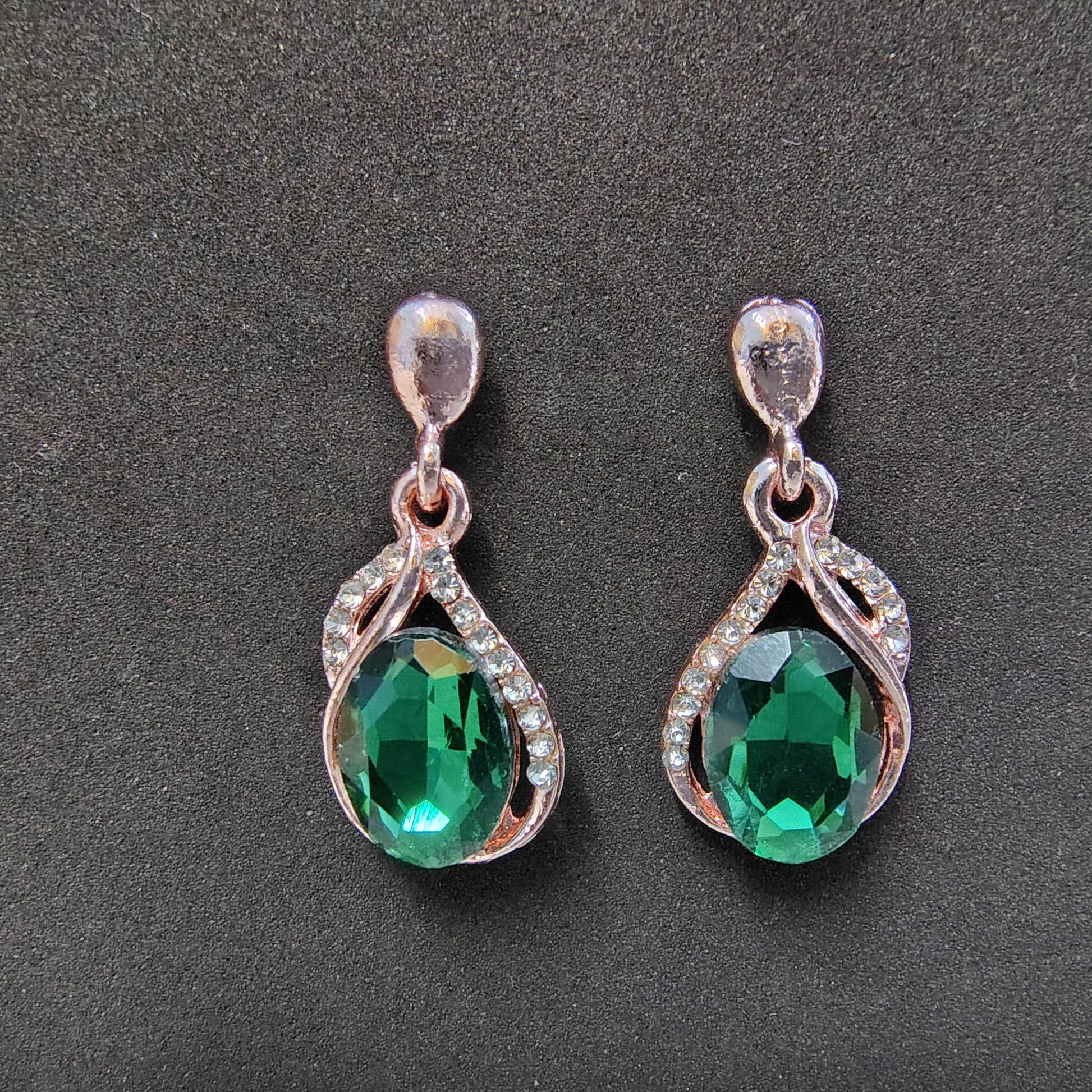 Oval Radiance Twist Drops