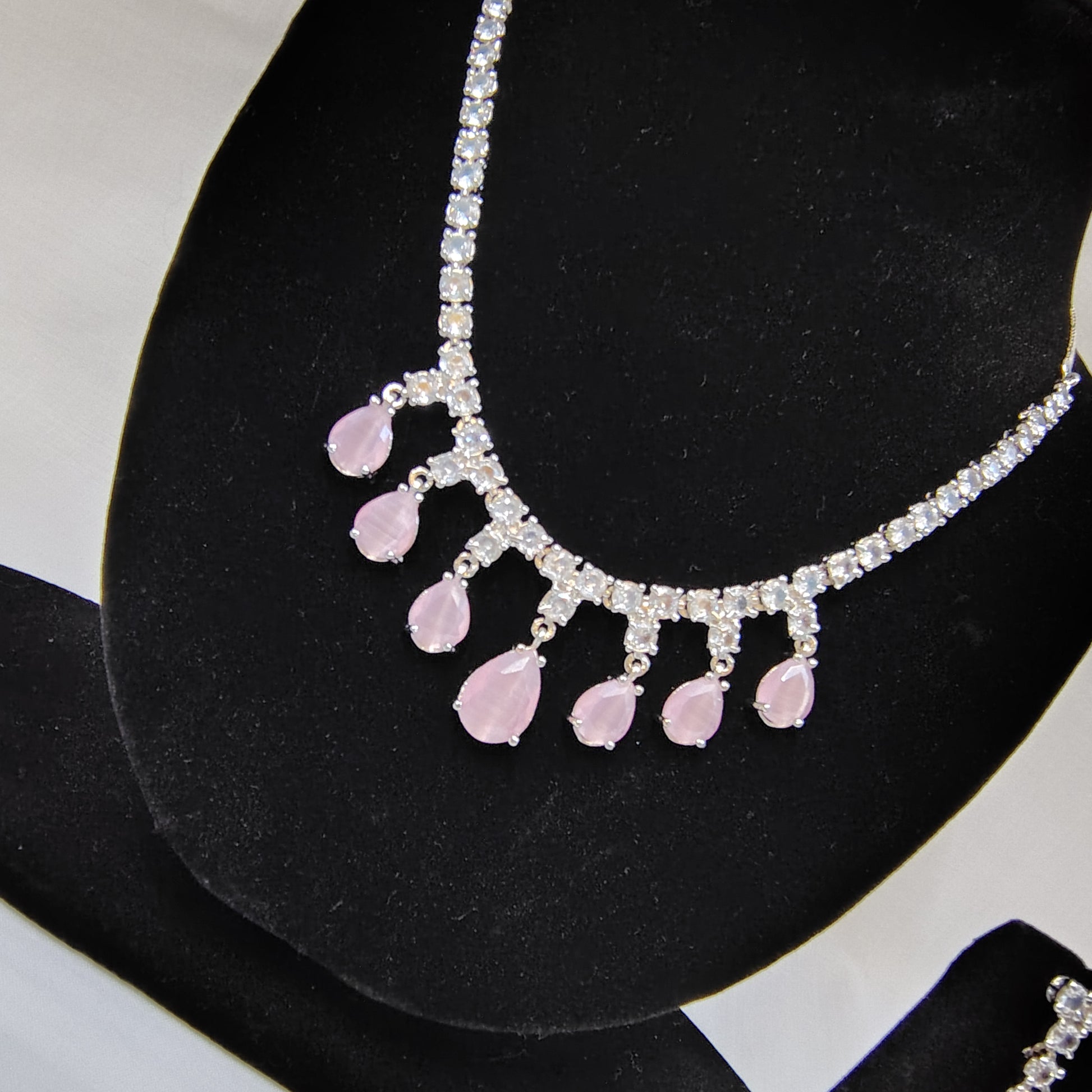 Rose Dusk Teardrop Set