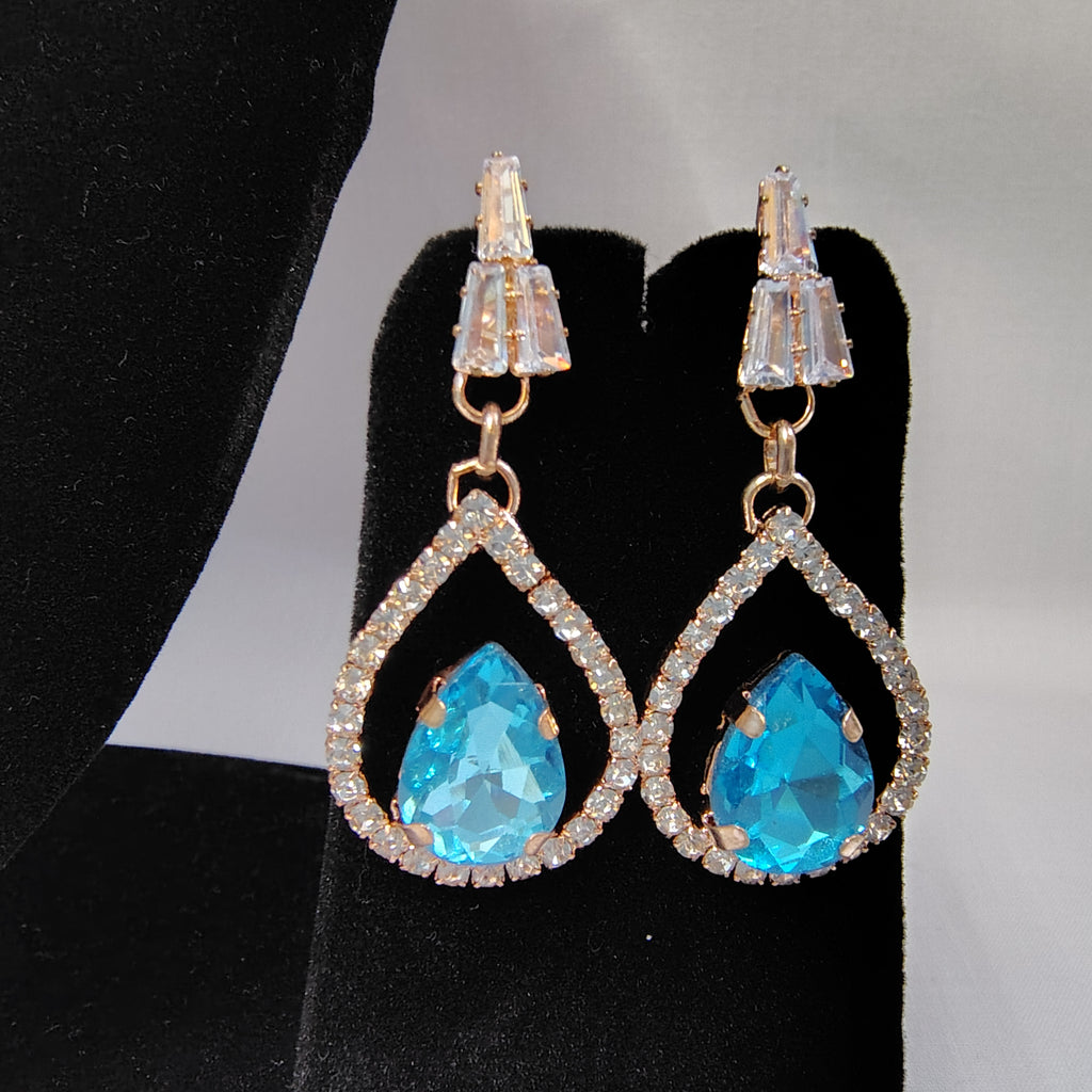 Crown Teardrop Studs